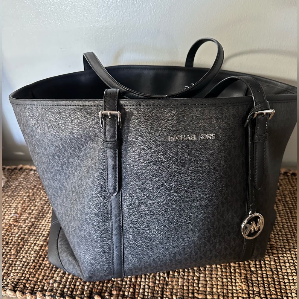 Michael Kors Jet Set Travel Large East West Tote Laptop Bag black